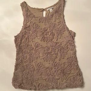 🤎Banana Republic allover tulle top🤎